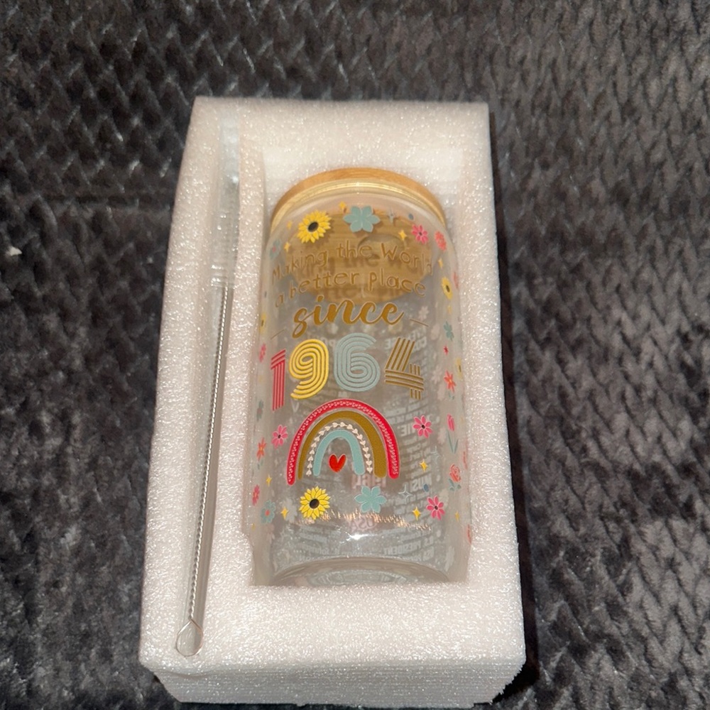 Colorful Floral Glass Tumbler with Straw 1964 new never used